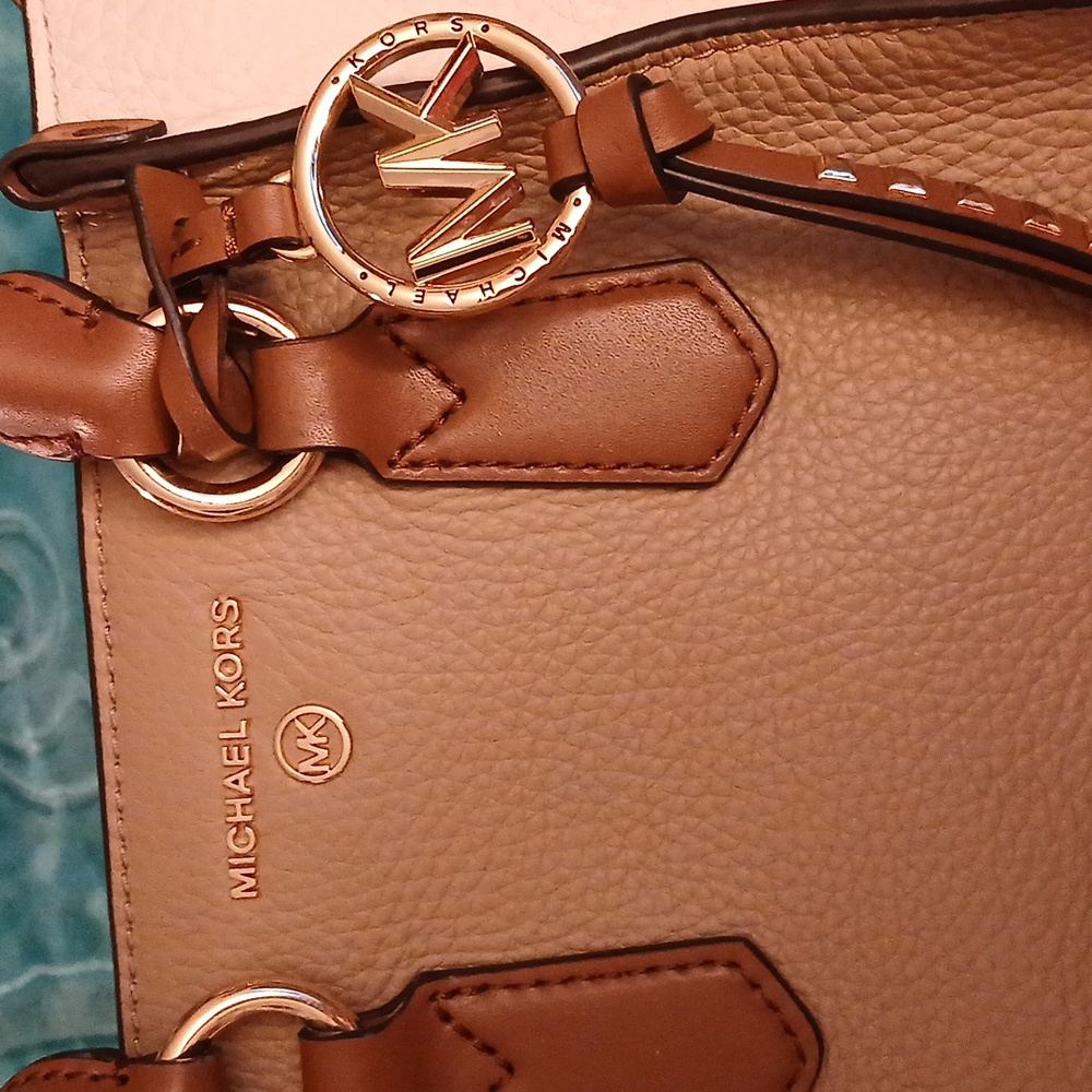 Michael Kors Kris Small Color Block Pebbled Leather Satchel - Picture 3 of 17